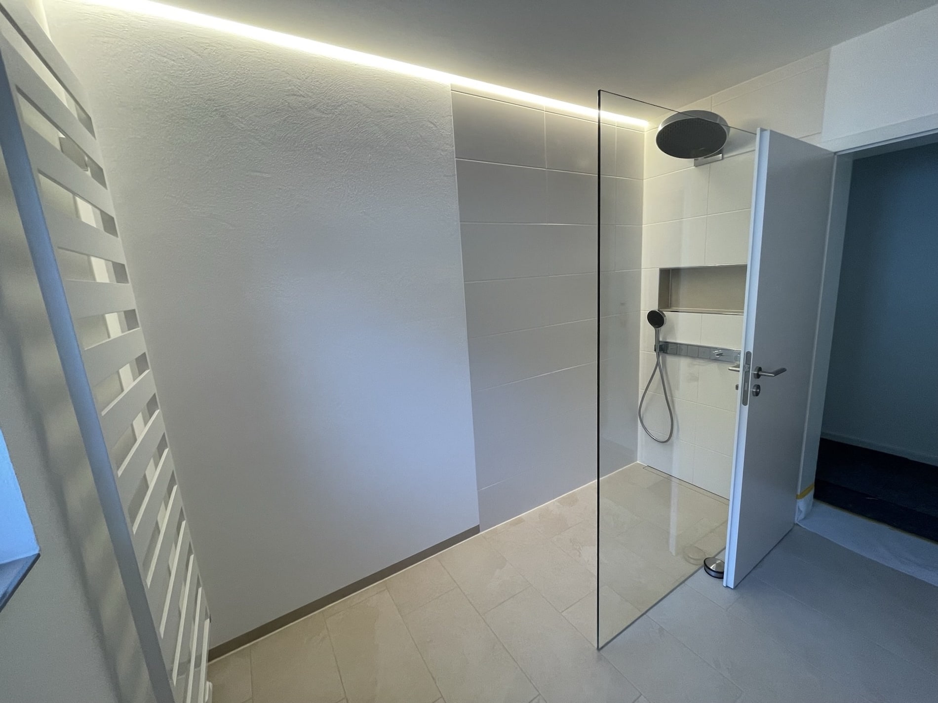 Glas Raum Bentzen-Feststehende Duschabtrennung-Walk in Dusche-Klarglas